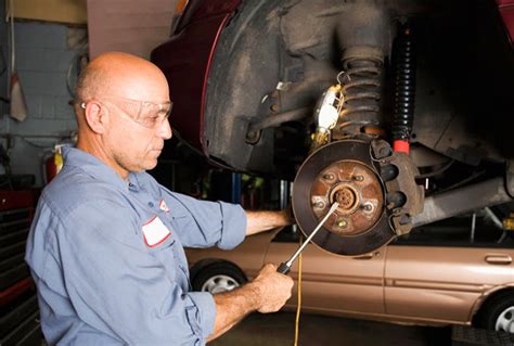 Brake service tinley park ⭐️ Parking brake repair in Tinley Park — Tinley Auto Repair & Towing, Ivan's Auto Garage & Complete Car Care, Herman's Auto Center, Inc